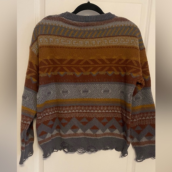 Distressed sweater - small - Picture 3 of 4